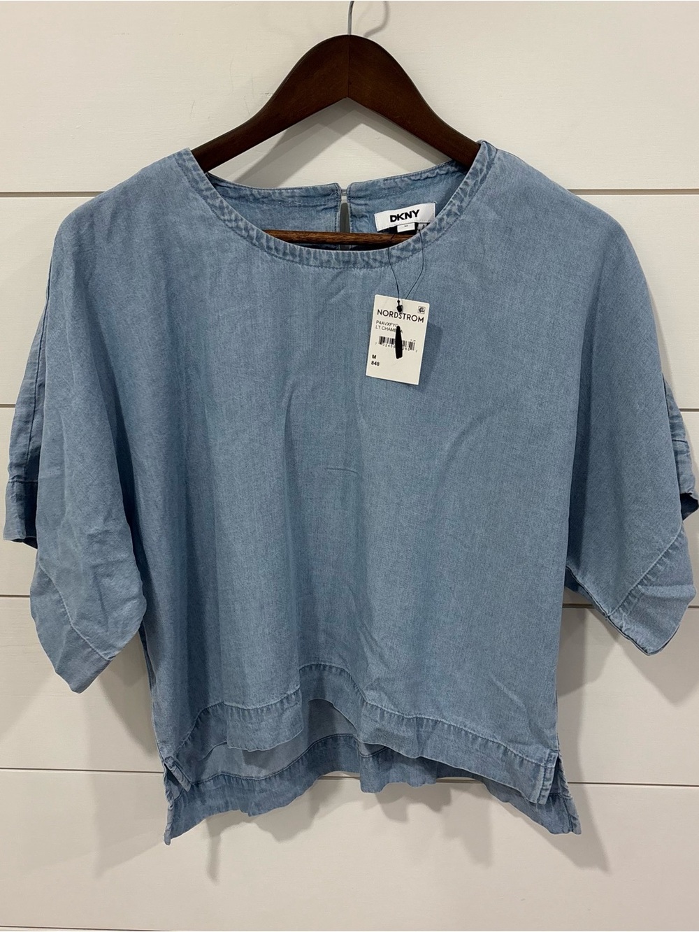 DKNY Women's Drop Shoulder Cropped Blouse in Chambray NWT Size Medium